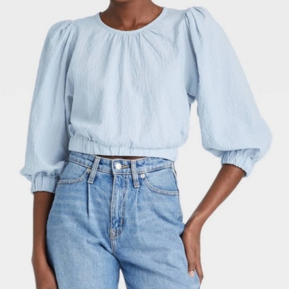 A New Day bubble hem crop top NWT